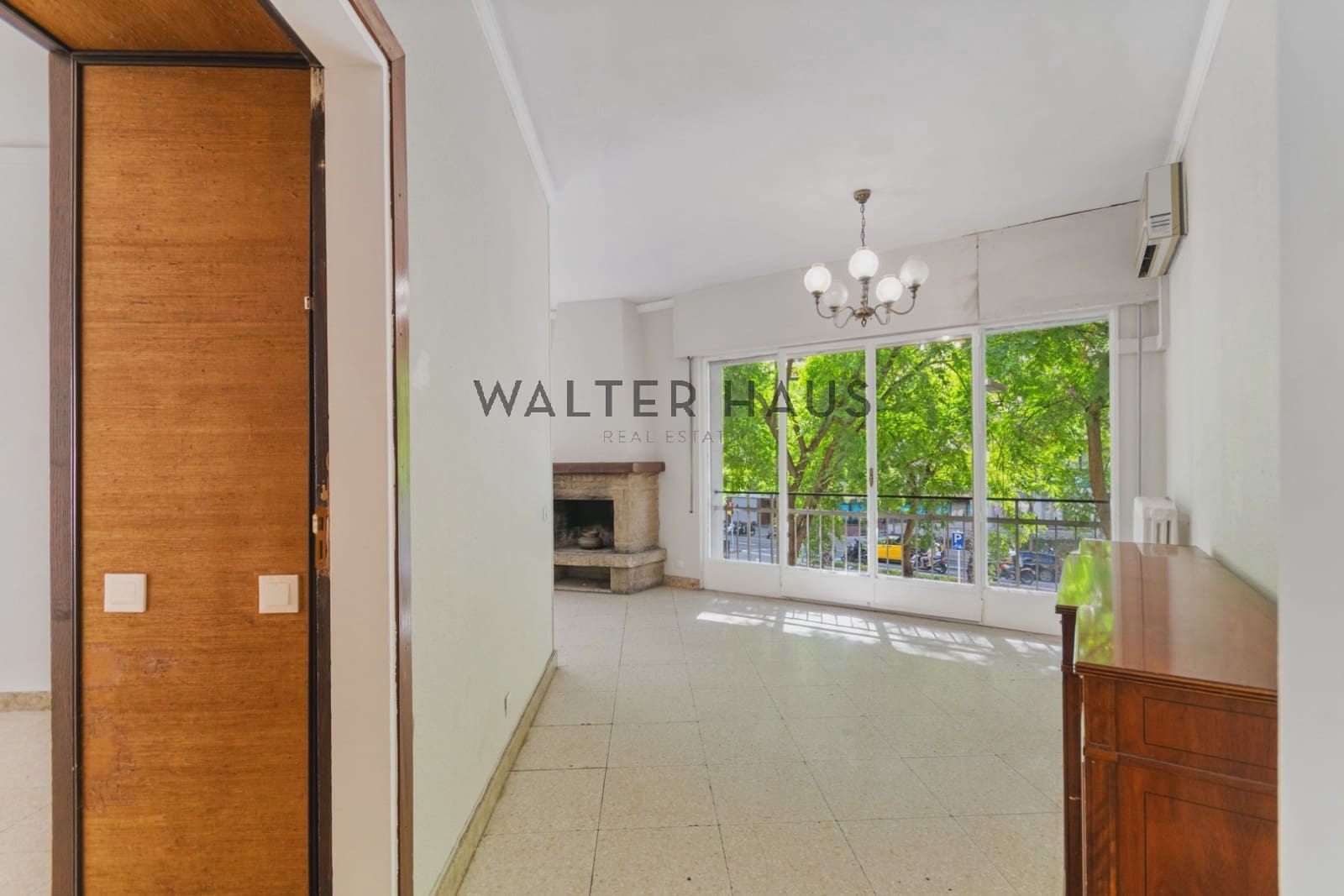 4 soveværelse Lejlighed til salg i Barcelona by - € 620.000 (Ref: 9211575)