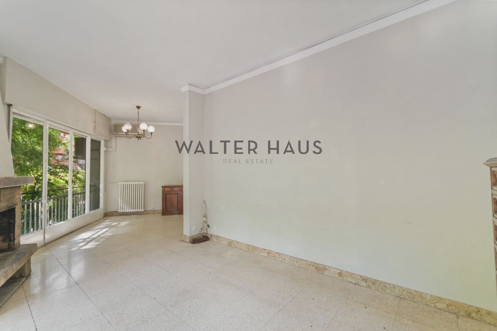 4 soveværelse Lejlighed til salg i Barcelona by - € 620.000 (Ref: 9211575)