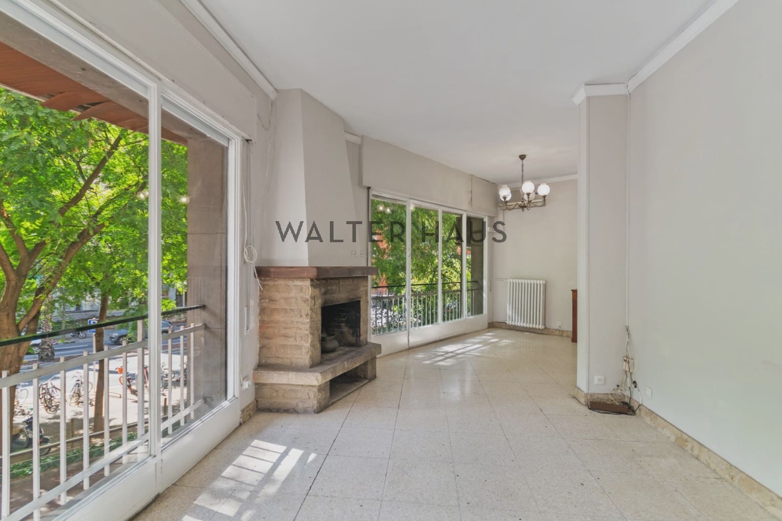 4 soveværelse Lejlighed til salg i Barcelona by - € 620.000 (Ref: 9211575)