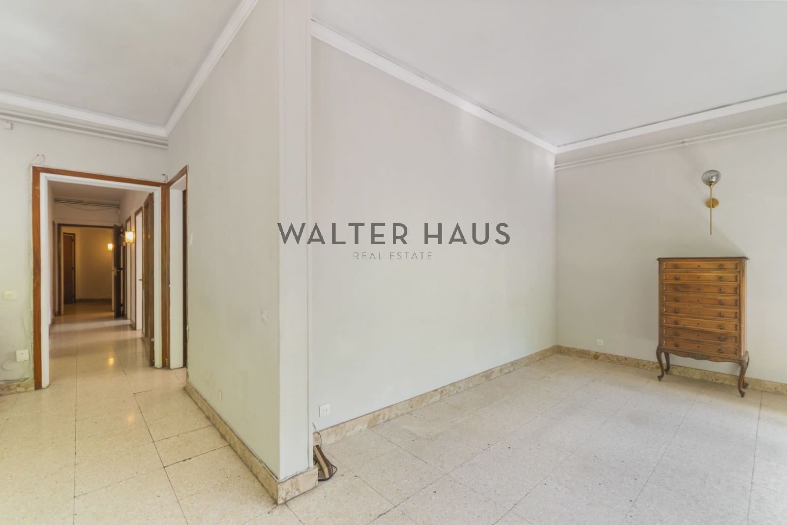 4 soveværelse Lejlighed til salg i Barcelona by - € 620.000 (Ref: 9211575)