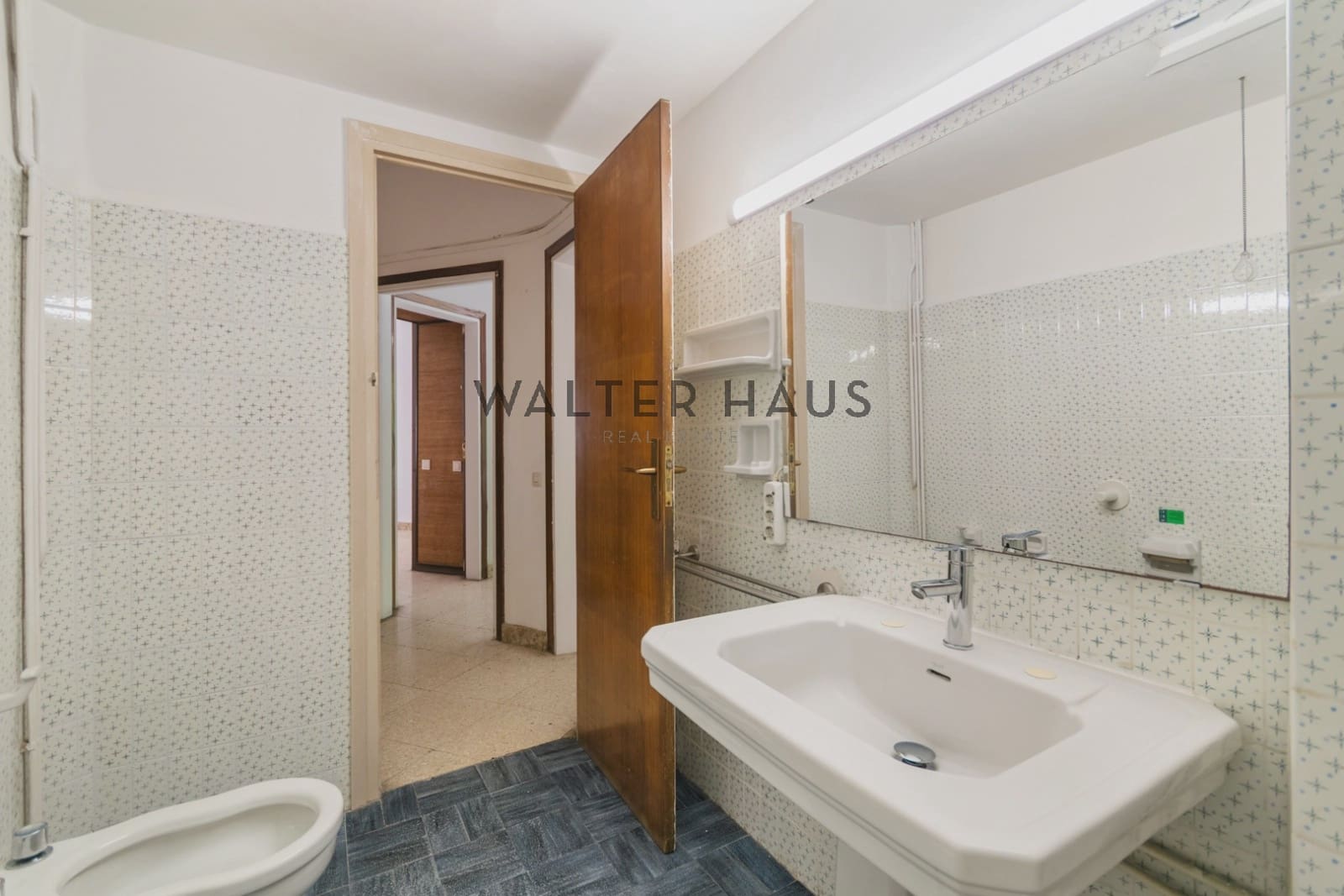 4 soveværelse Lejlighed til salg i Barcelona by - € 620.000 (Ref: 9211575)