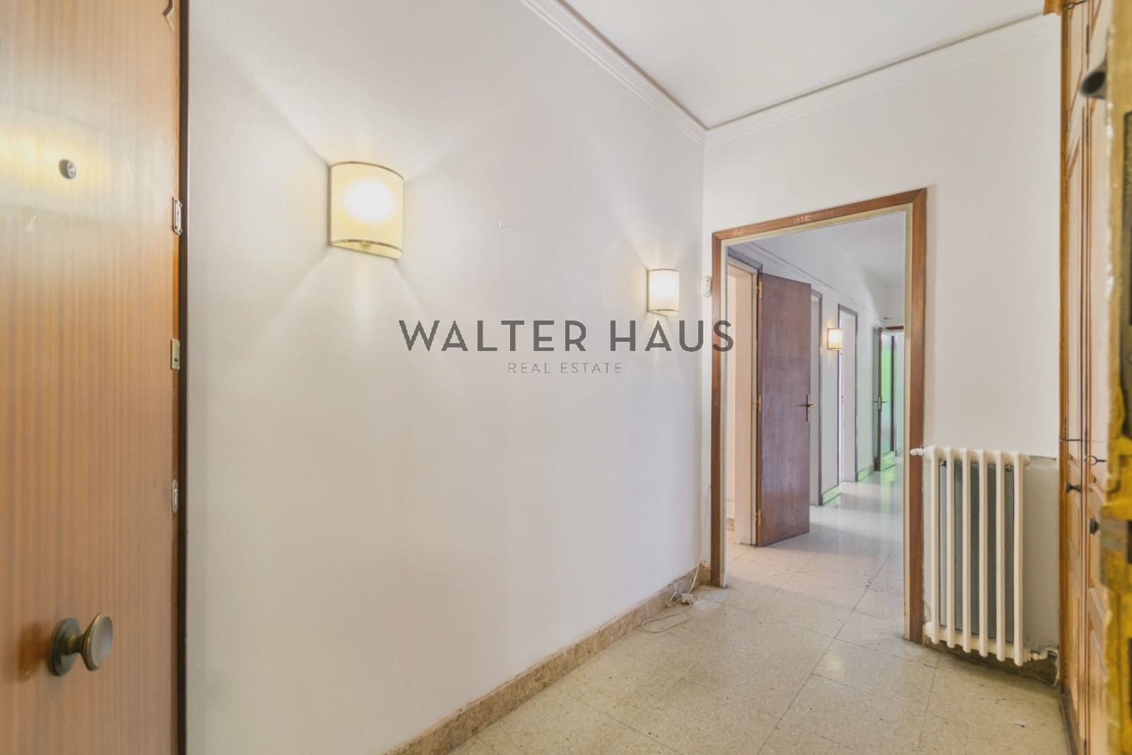 4 soveværelse Lejlighed til salg i Barcelona by - € 620.000 (Ref: 9211575)