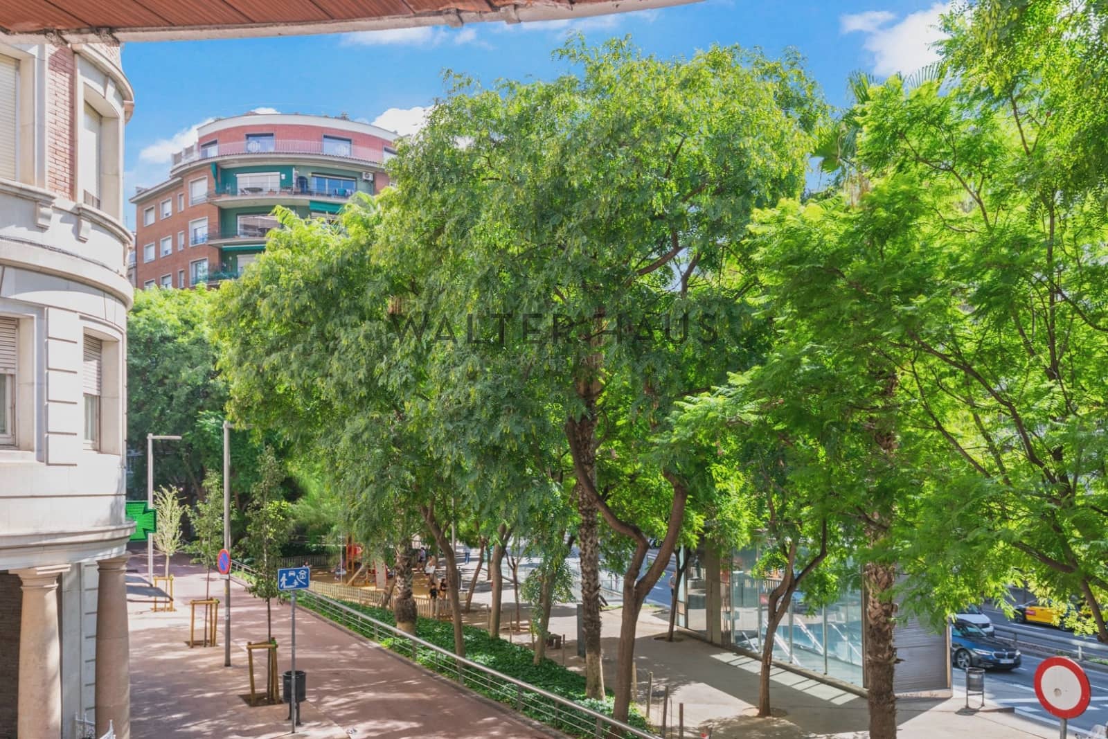 4 soveværelse Lejlighed til salg i Barcelona by - € 620.000 (Ref: 9211575)