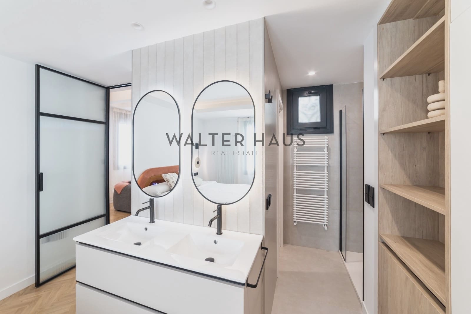 2 soveværelse Lejlighed til salg i Madrid by med swimmingpool - € 949.000 (Ref: 9226035)