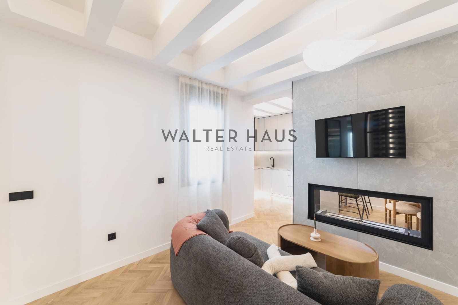 2 soveværelse Lejlighed til salg i Madrid by med swimmingpool - € 949.000 (Ref: 9226035)