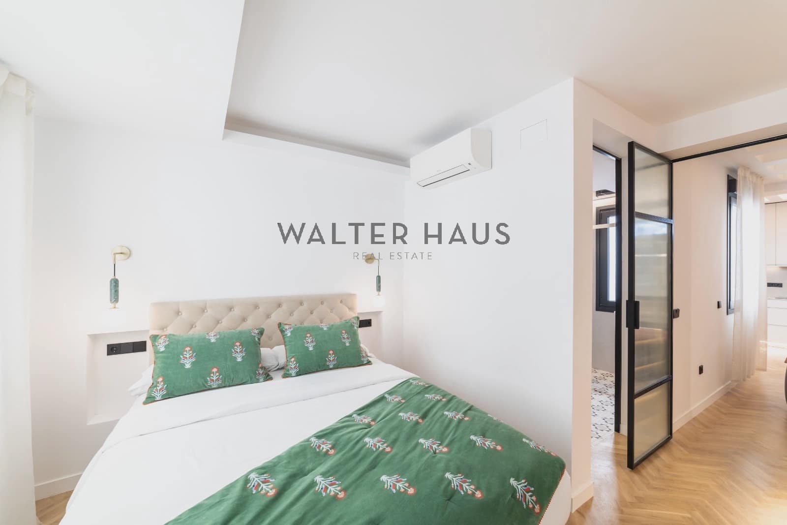 2 soveværelse Lejlighed til salg i Madrid by med swimmingpool - € 949.000 (Ref: 9226035)