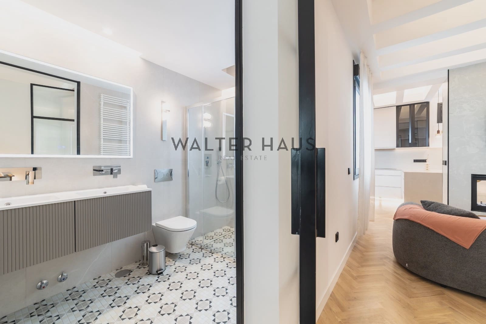 2 soveværelse Lejlighed til salg i Madrid by med swimmingpool - € 949.000 (Ref: 9226035)