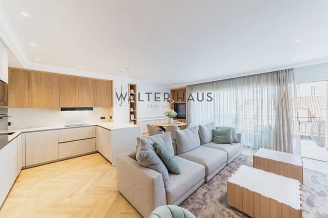 2 bedroom Flat for sale in Recoletos, Madrid city with pool - € 2,550,000 (Ref: 9227910)