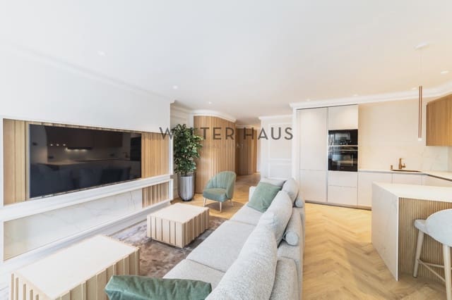 2 bedroom Flat for sale in Recoletos, Madrid city with pool - € 2,550,000 (Ref: 9227910)