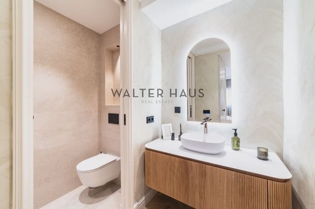 2 bedroom Flat for sale in Recoletos, Madrid city with pool - € 2,550,000 (Ref: 9227910)