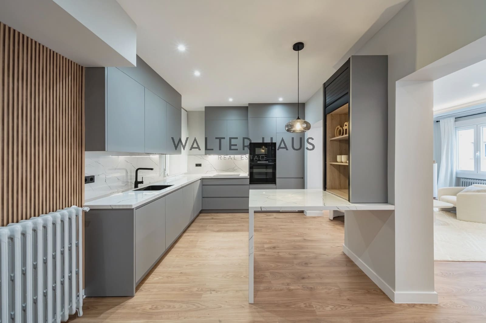 2 soveværelse Lejlighed til salg i Madrid by - € 1.375.000 (Ref: 9228026)