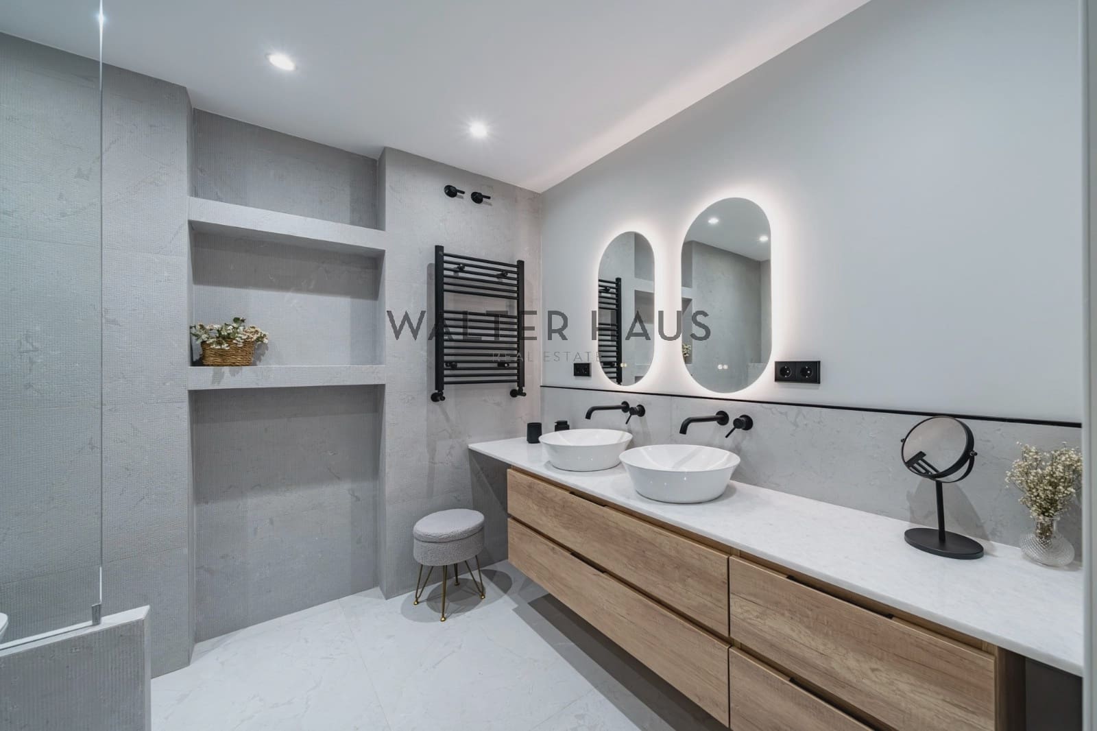 2 soveværelse Lejlighed til salg i Madrid by - € 1.375.000 (Ref: 9228026)