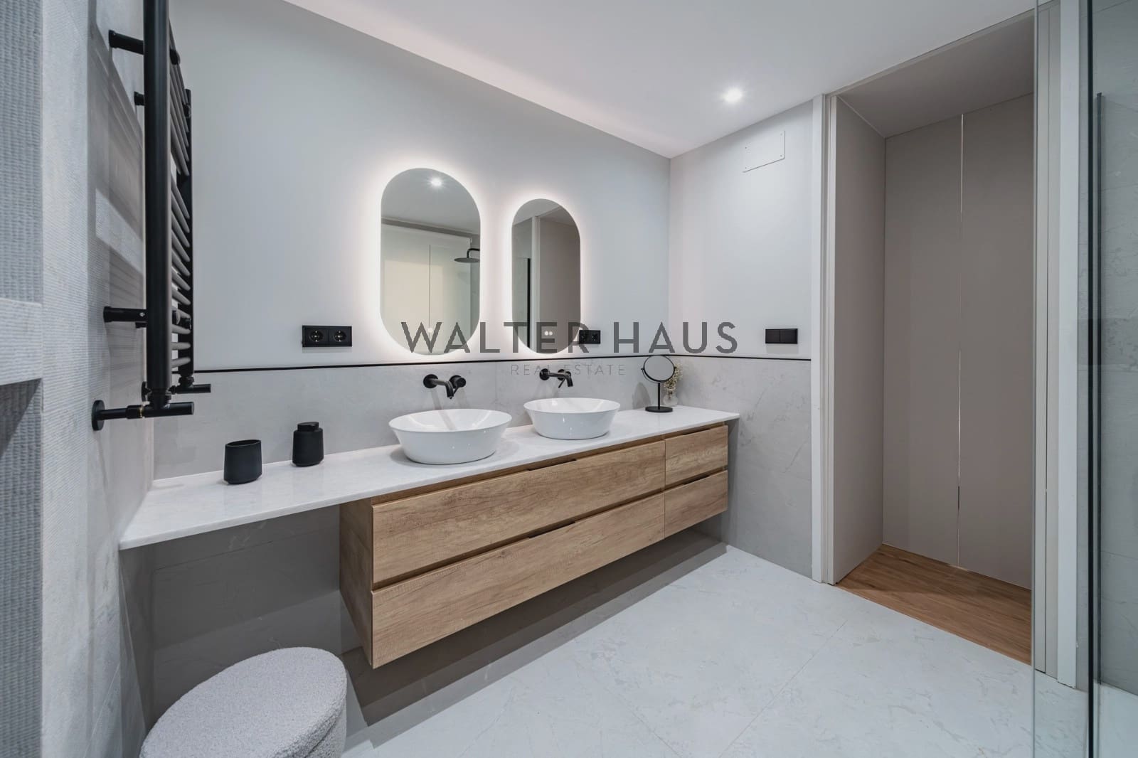 2 soveværelse Lejlighed til salg i Madrid by - € 1.375.000 (Ref: 9228026)