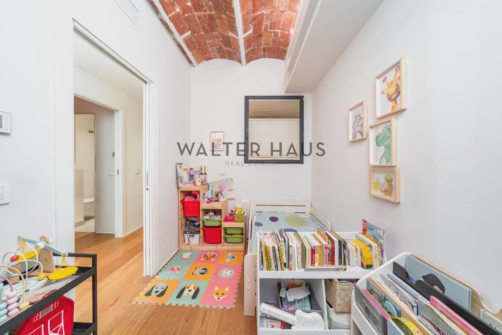 3 slaapkamer Flat te koop in Barcelona stad - € 595.000 (Ref: 9231315)