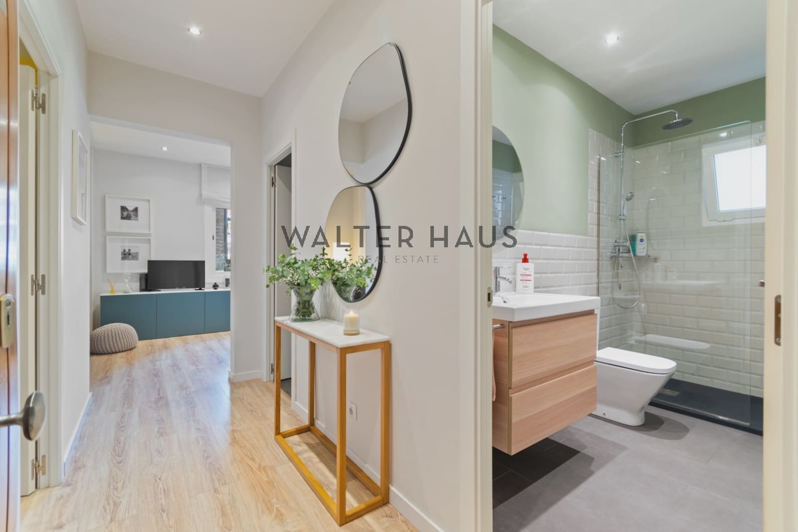 2 soveværelse Lejlighed til salg i Barcelona by - € 439.000 (Ref: 9231727)