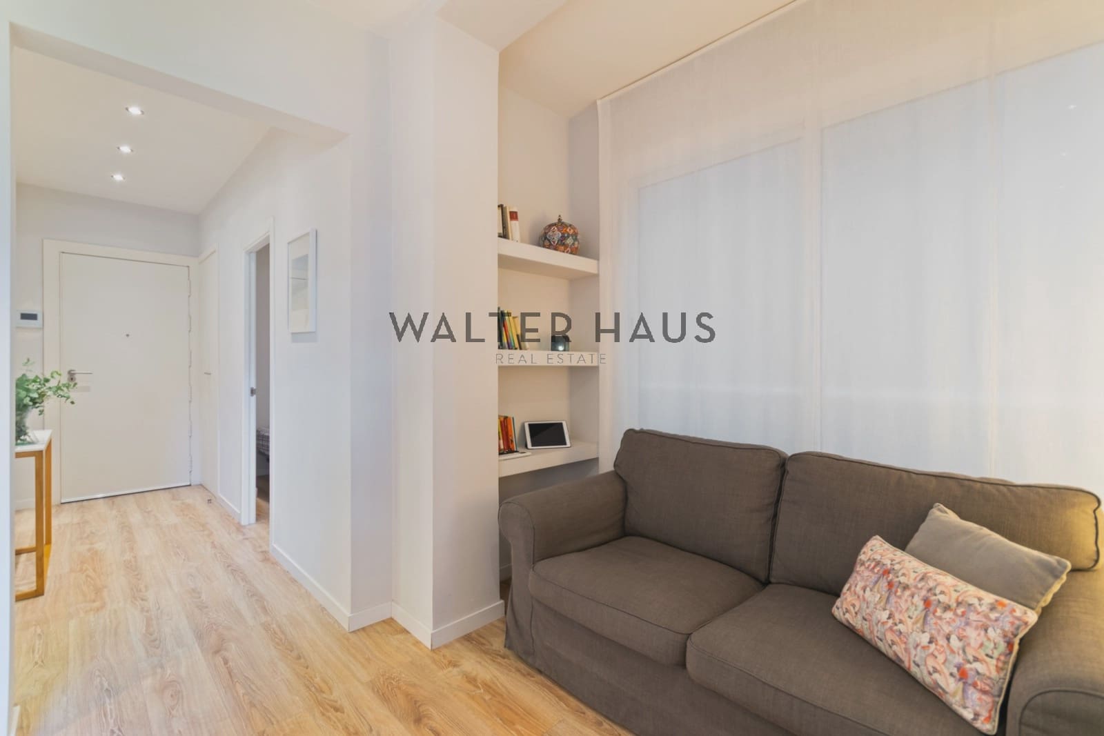 2 soveværelse Lejlighed til salg i Barcelona by - € 439.000 (Ref: 9231727)