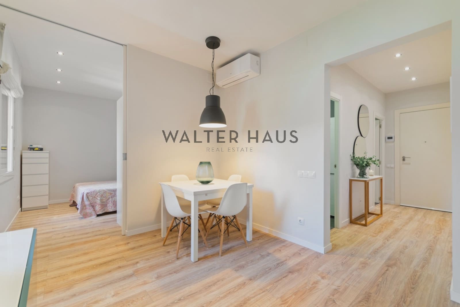 2 soveværelse Lejlighed til salg i Barcelona by - € 439.000 (Ref: 9231727)