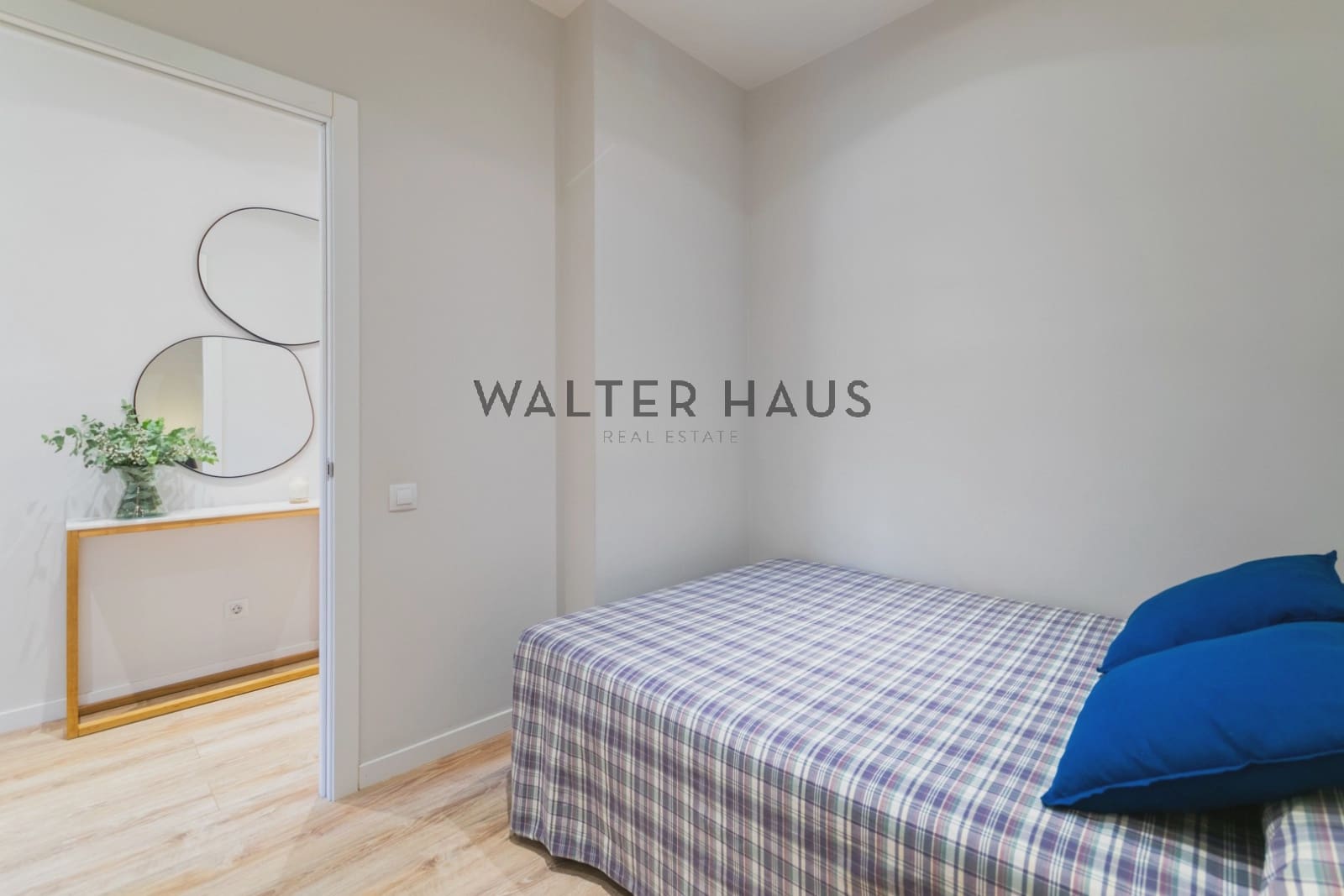 2 soveværelse Lejlighed til salg i Barcelona by - € 439.000 (Ref: 9231727)