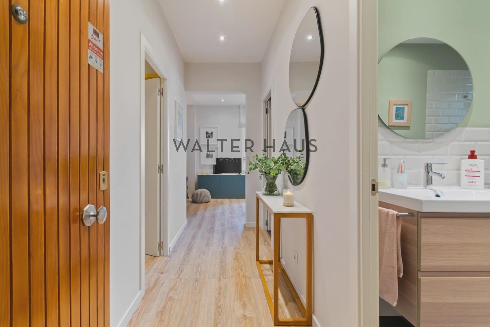 2 soveværelse Lejlighed til salg i Barcelona by - € 439.000 (Ref: 9231727)