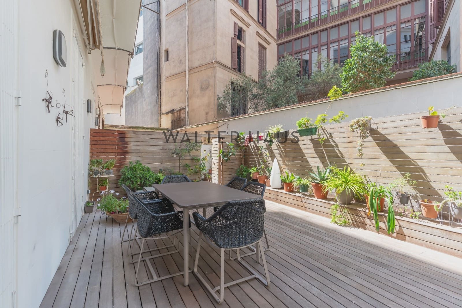 5 soveværelse Lejlighed til salg i Barcelona by - € 1.700.000 (Ref: 9234971)