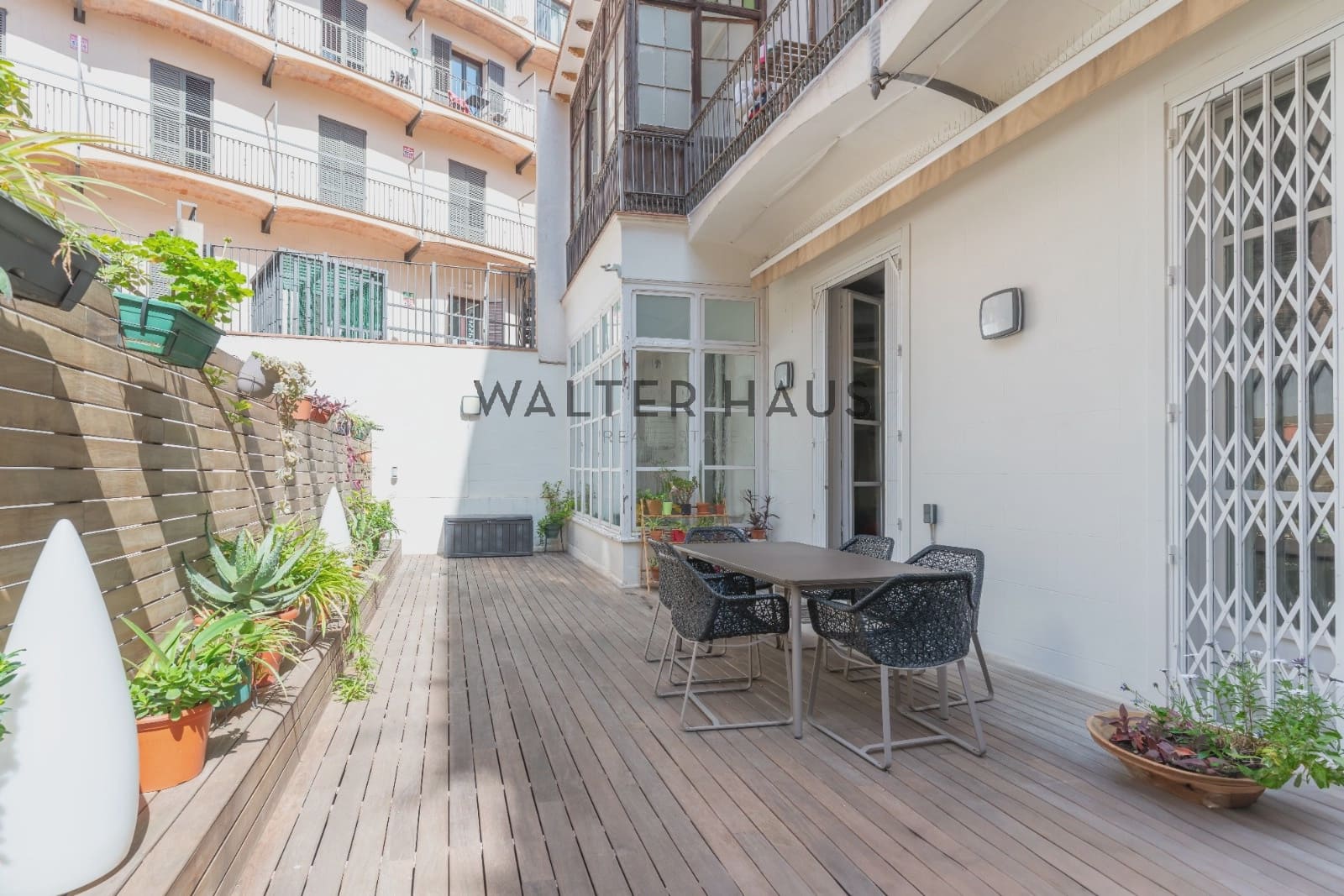 5 soveværelse Lejlighed til salg i Barcelona by - € 1.700.000 (Ref: 9234971)