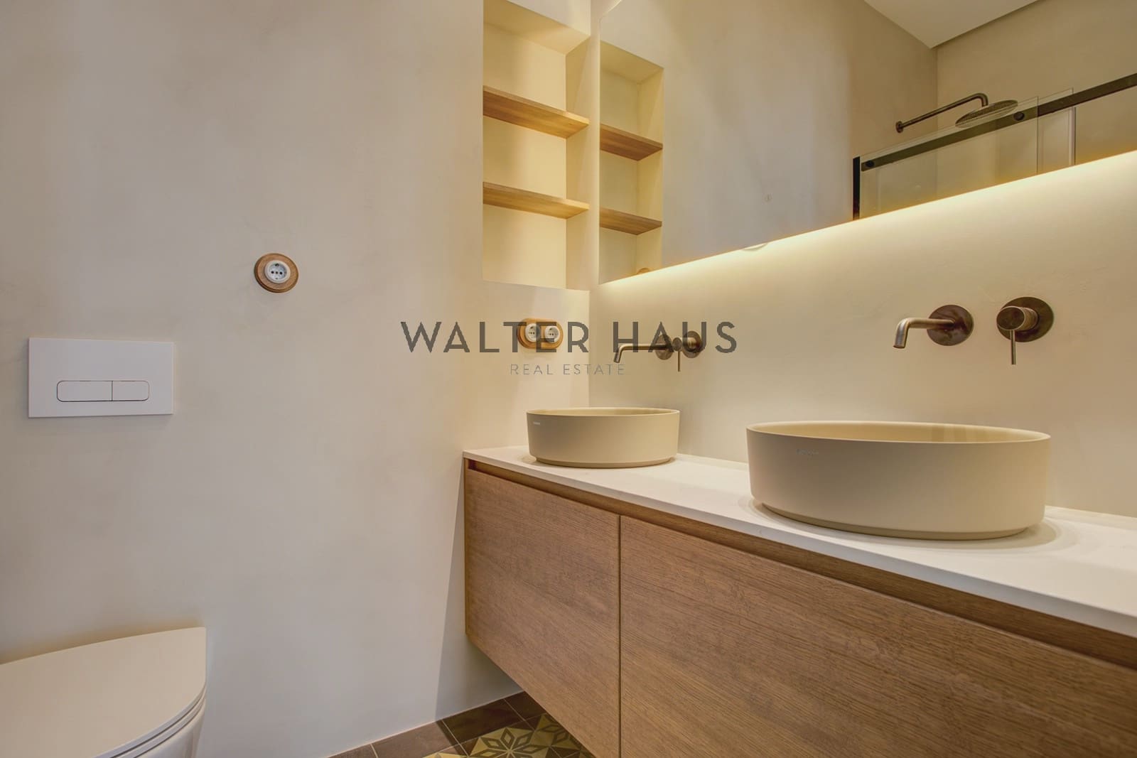 3 soveværelse Lejlighed til salg i Barcelona by - € 1.850.000 (Ref: 9234972)