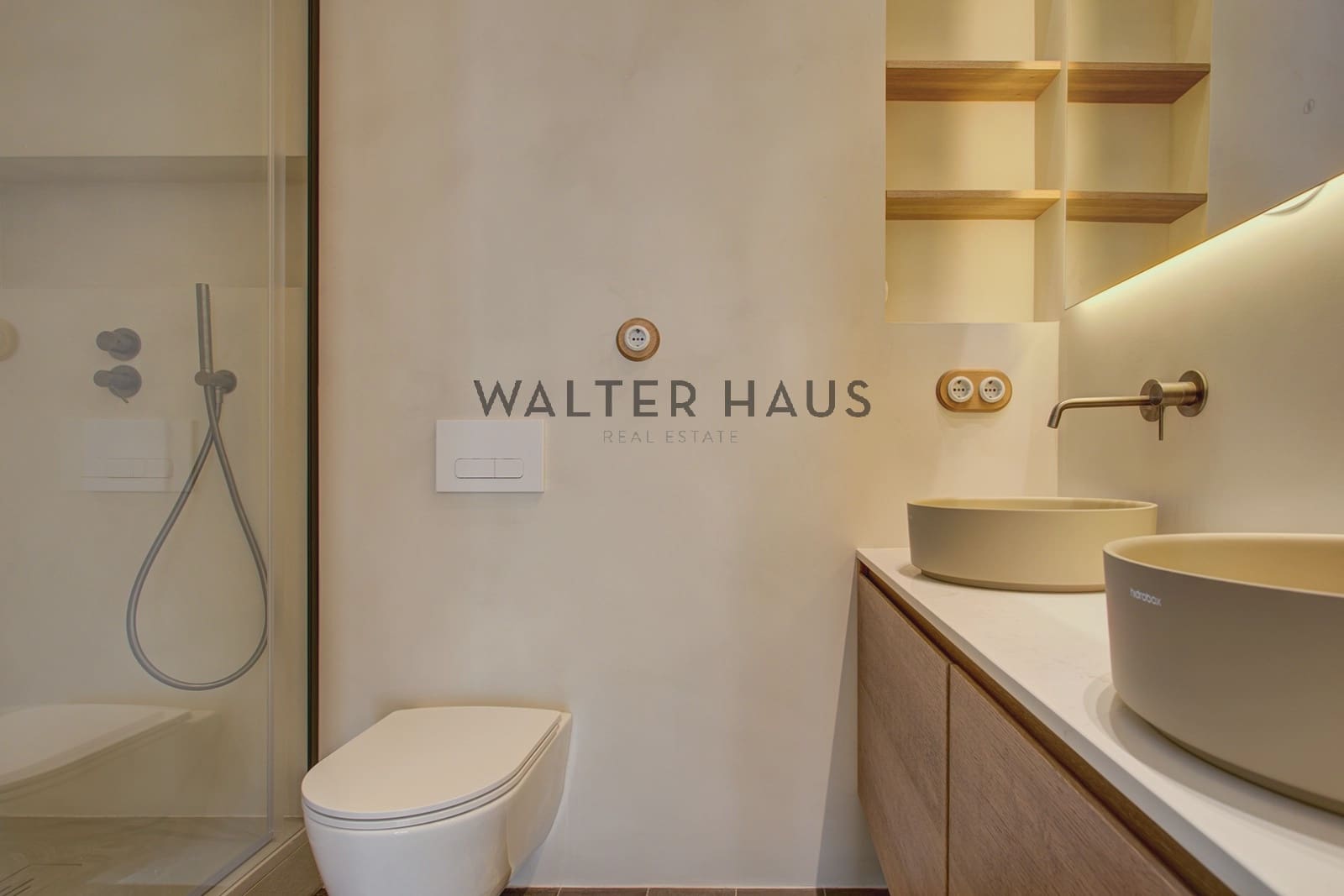 3 soveværelse Lejlighed til salg i Barcelona by - € 1.850.000 (Ref: 9234972)