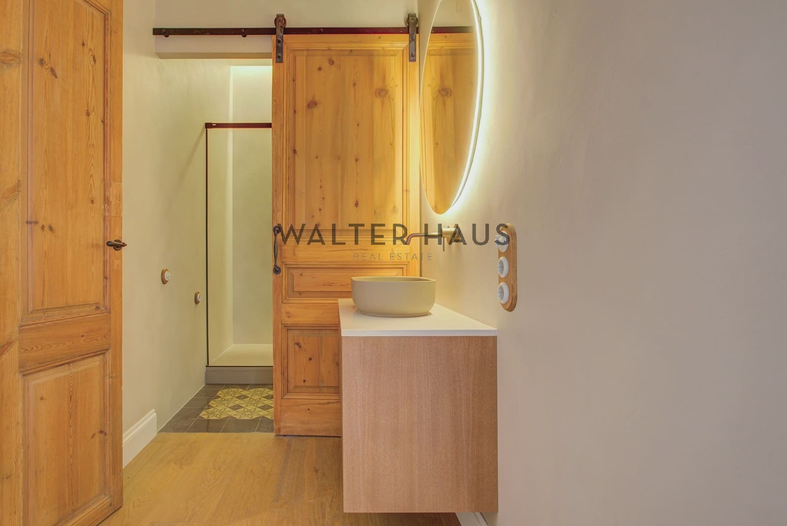 3 soveværelse Lejlighed til salg i Barcelona by - € 1.850.000 (Ref: 9234972)