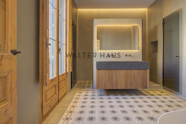 3 bedroom Flat for sale in L'Antiga Esquerra de L'Eixample, Barcelona city - € 1,850,000 (Ref: 9234972)