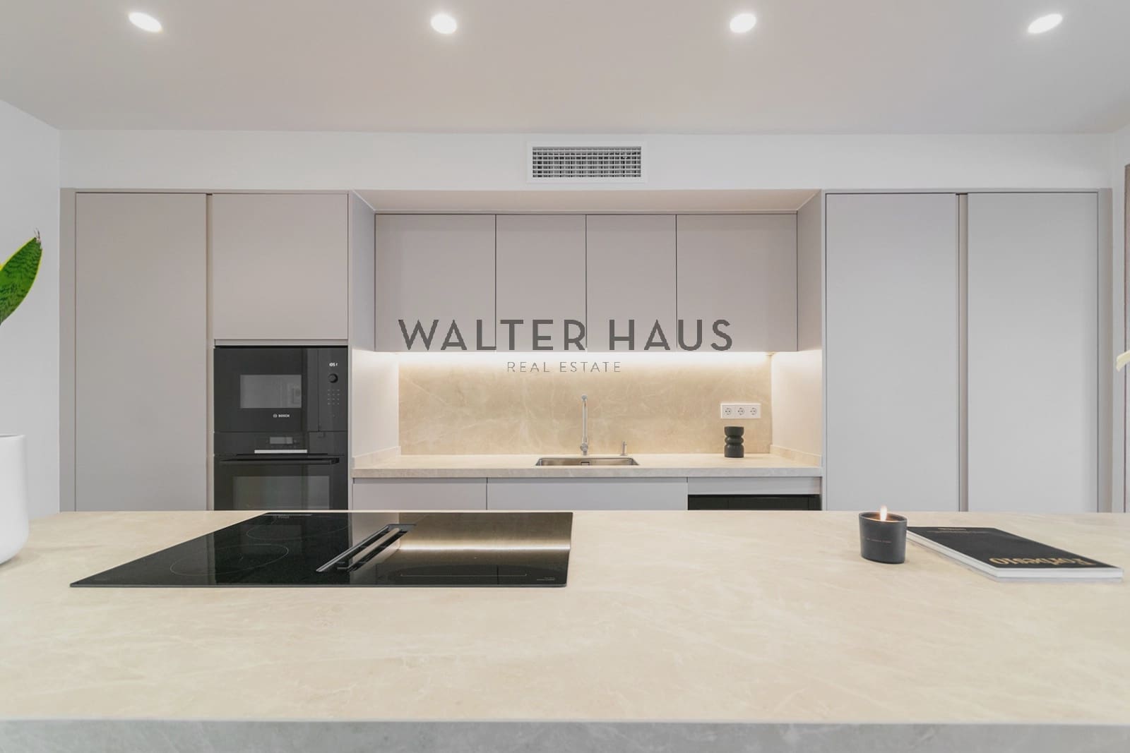 3 slaapkamer Flat te koop in Barcelona stad - € 1.297.000 (Ref: 9239334)