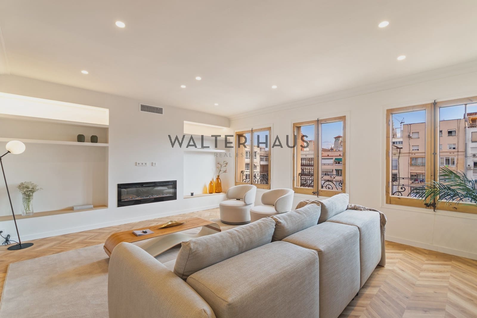 3 slaapkamer Flat te koop in Barcelona stad - € 1.297.000 (Ref: 9239334)