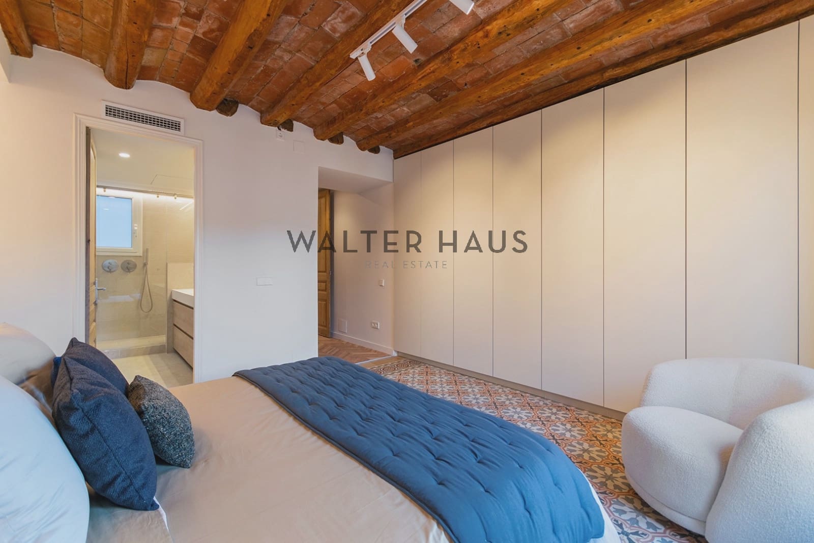 3 slaapkamer Flat te koop in Barcelona stad - € 1.297.000 (Ref: 9239334)