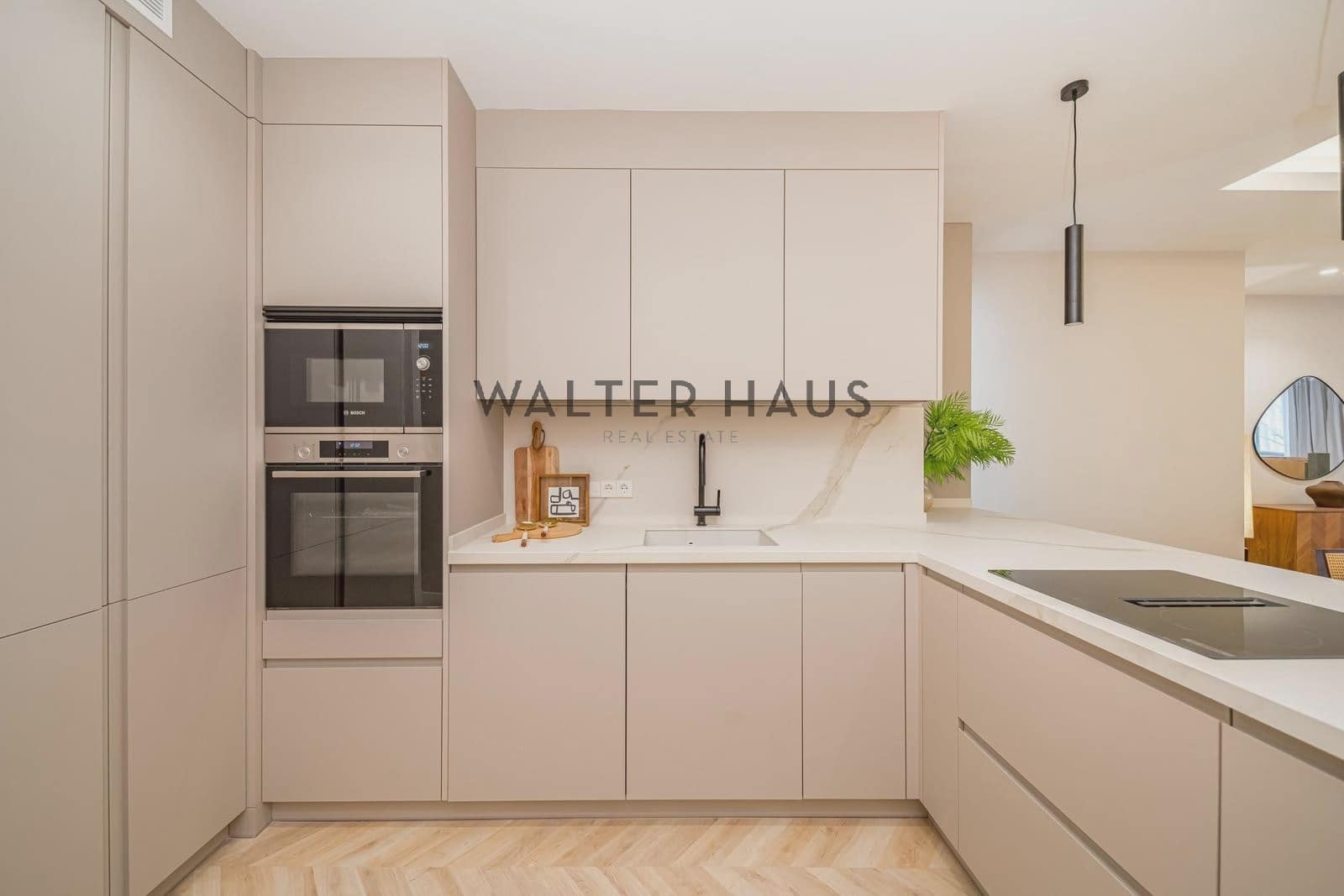 4 sovrum Lägenhet till salu i Madrid stad - 2 595 000 € (Ref: 9245749)