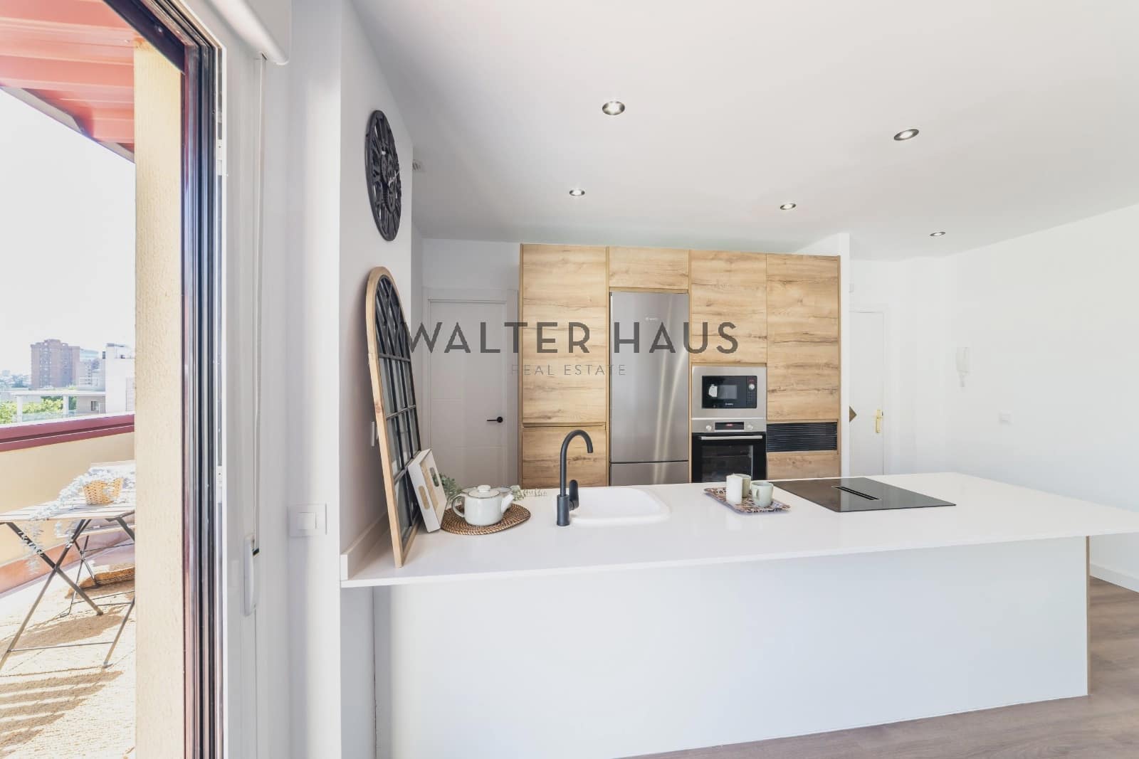 3 soveværelse Penthouse til salg i Madrid by med swimmingpool - € 949.000 (Ref: 9249513)