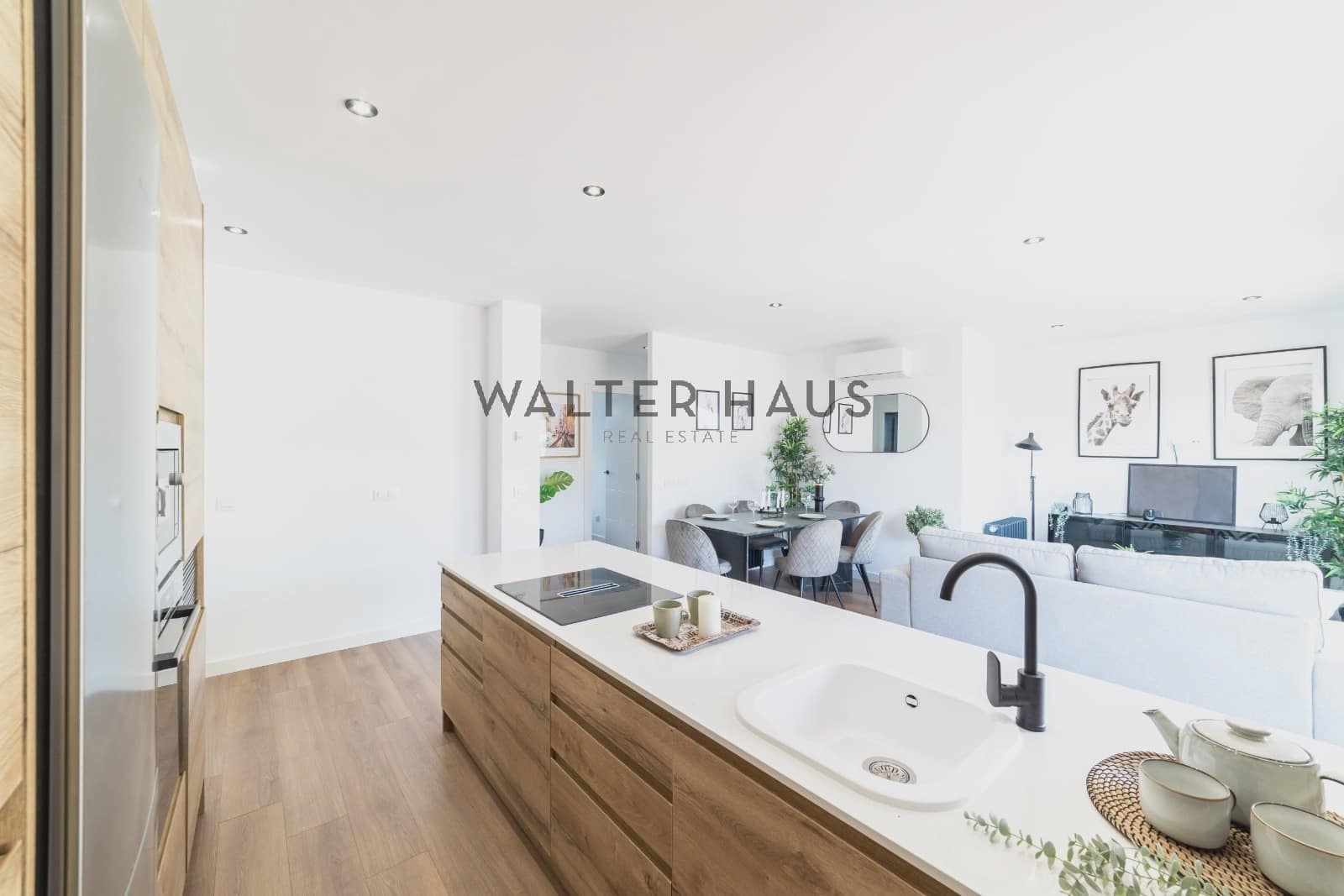 3 soveværelse Penthouse til salg i Madrid by med swimmingpool - € 949.000 (Ref: 9249513)