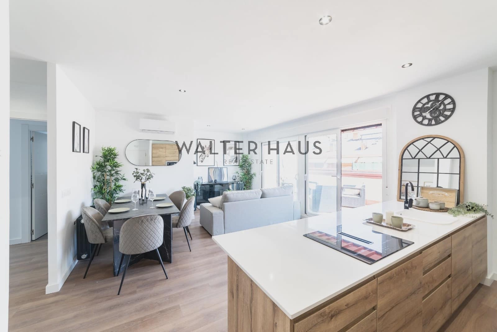 3 soveværelse Penthouse til salg i Madrid by med swimmingpool - € 949.000 (Ref: 9249513)