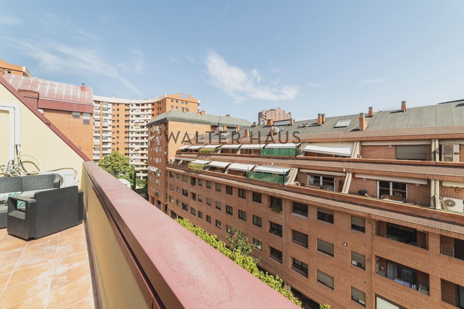 3 soveværelse Penthouse til salg i Madrid by med swimmingpool - € 949.000 (Ref: 9249513)