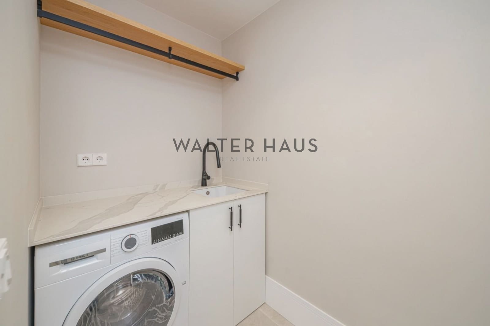 3 soveværelse Lejlighed til salg i Madrid by - € 1.650.000 (Ref: 9251600)