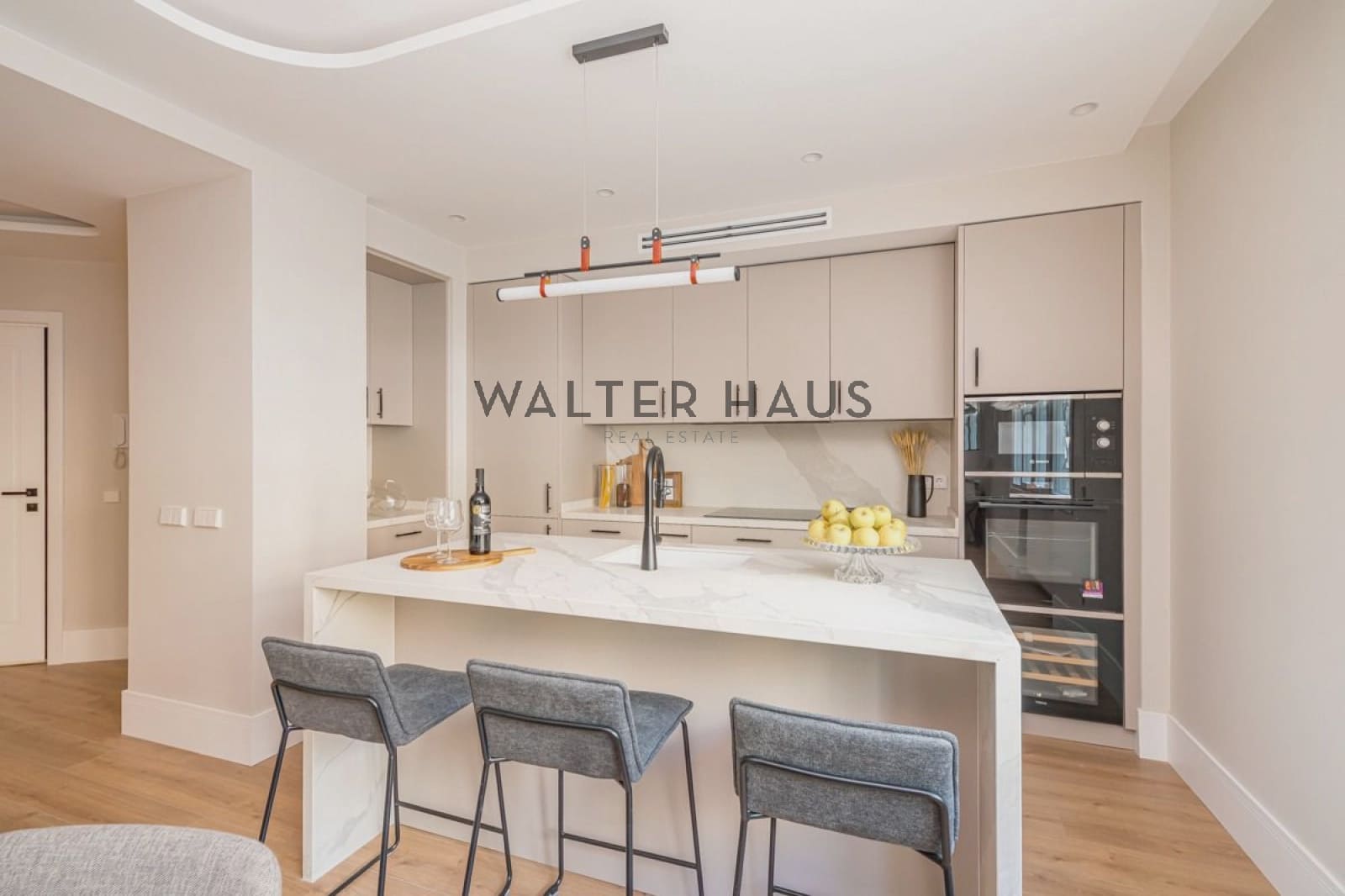 3 soveværelse Lejlighed til salg i Madrid by - € 1.650.000 (Ref: 9251600)