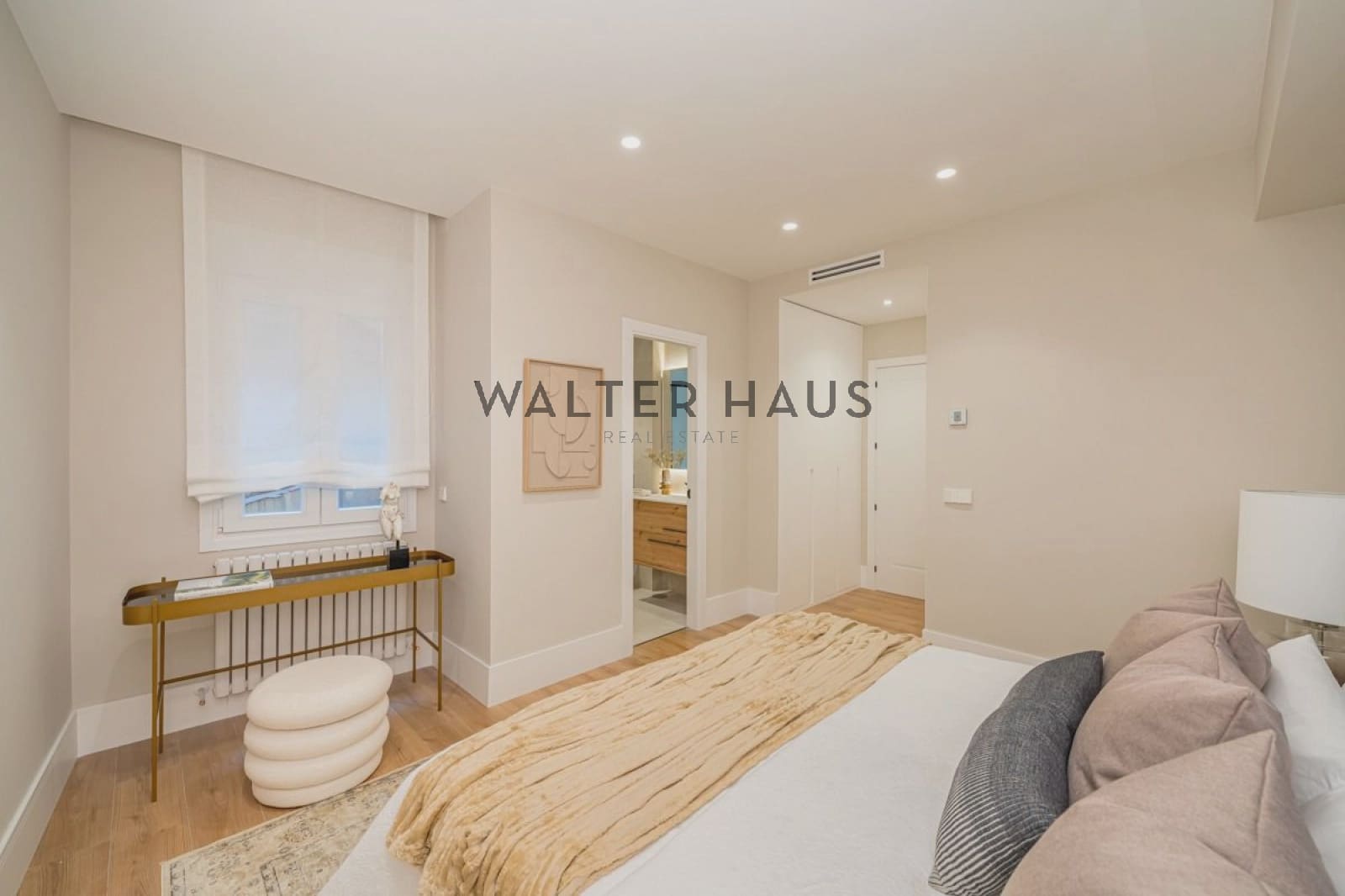 3 soveværelse Lejlighed til salg i Madrid by - € 1.650.000 (Ref: 9251600)