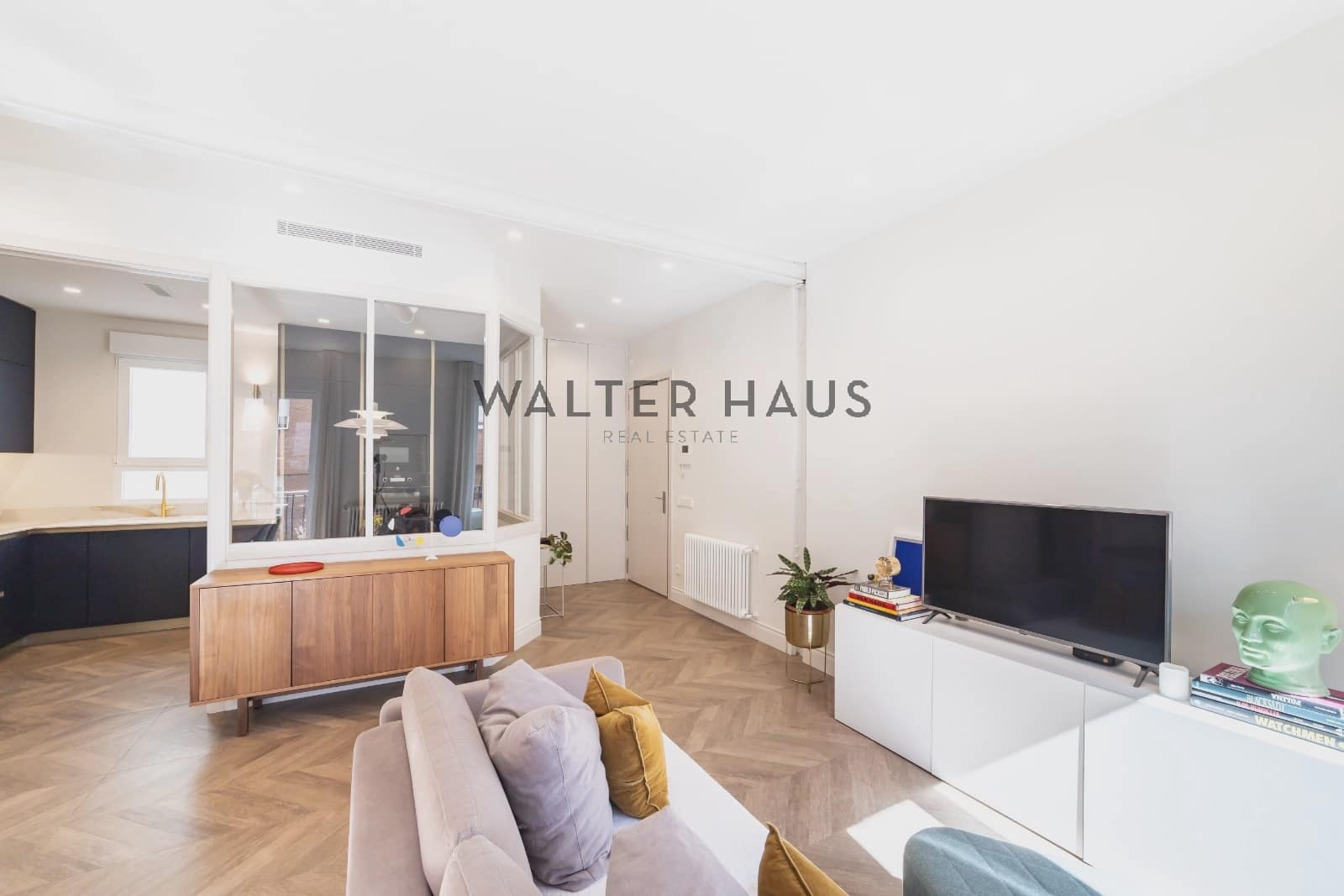 2 slaapkamer Flat te koop in Madrid stad - € 870.000 (Ref: 9251602)