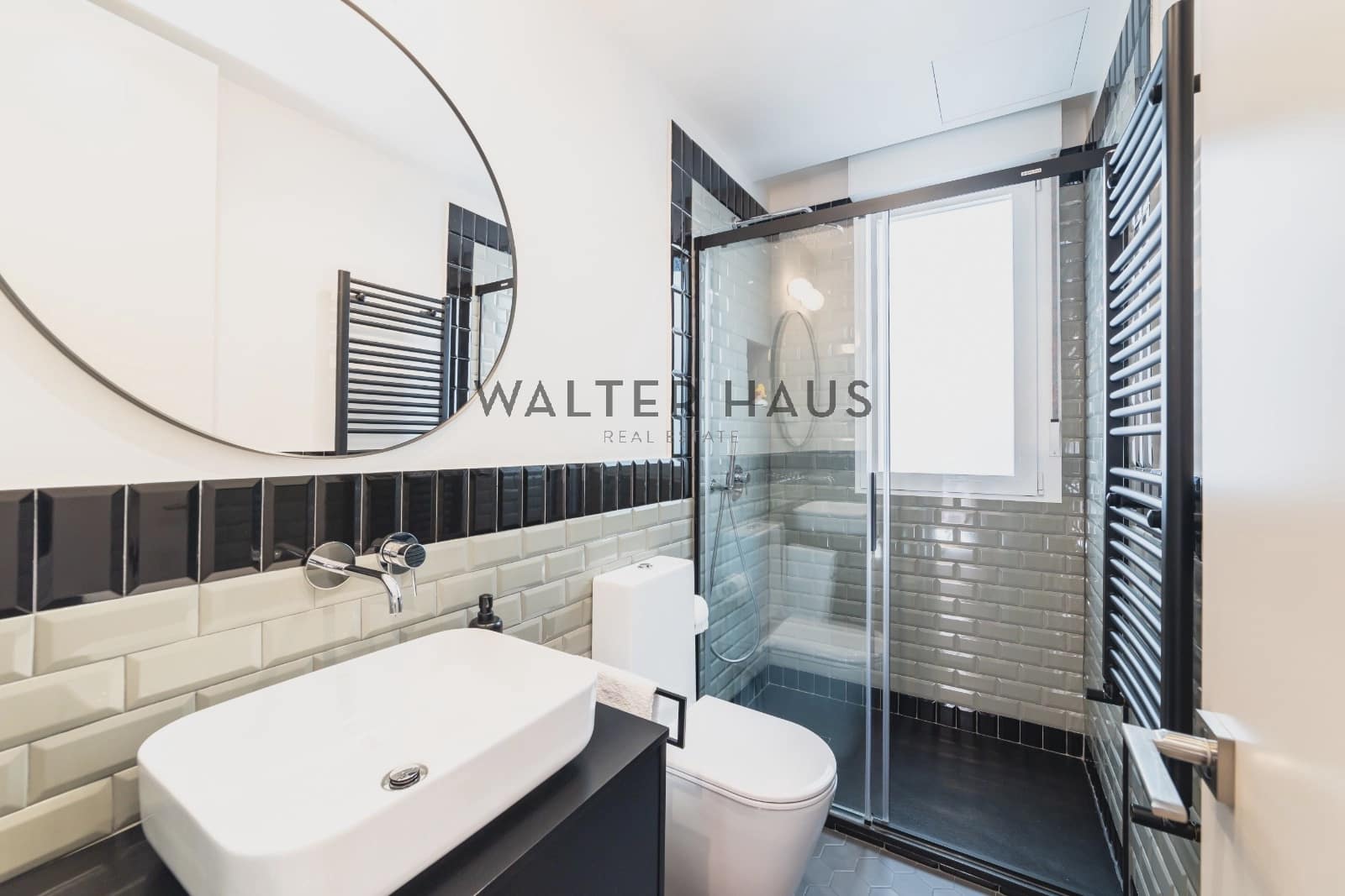 2 slaapkamer Flat te koop in Madrid stad - € 870.000 (Ref: 9251602)