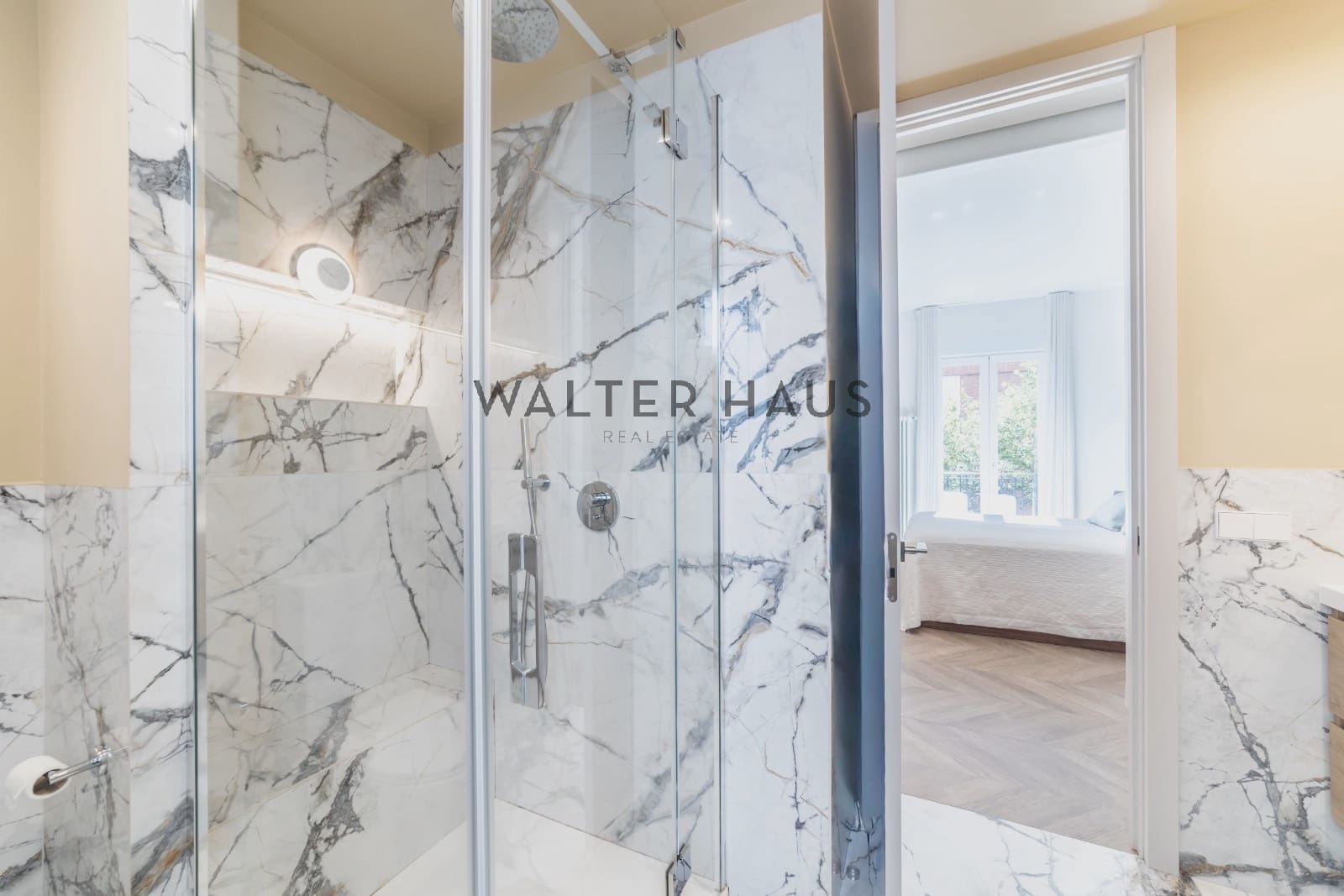 2 slaapkamer Flat te koop in Madrid stad - € 870.000 (Ref: 9251602)