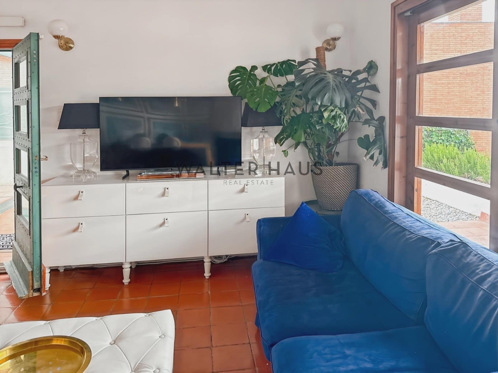 3 soveværelse Villa til leje i Barcelona by med swimmingpool - € 4.900 (Ref: 9263438)
