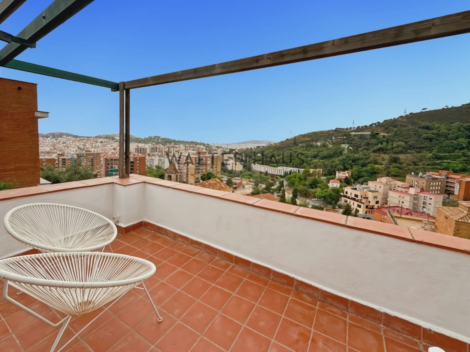 3 soveværelse Villa til leje i Barcelona by med swimmingpool - € 4.900 (Ref: 9263438)
