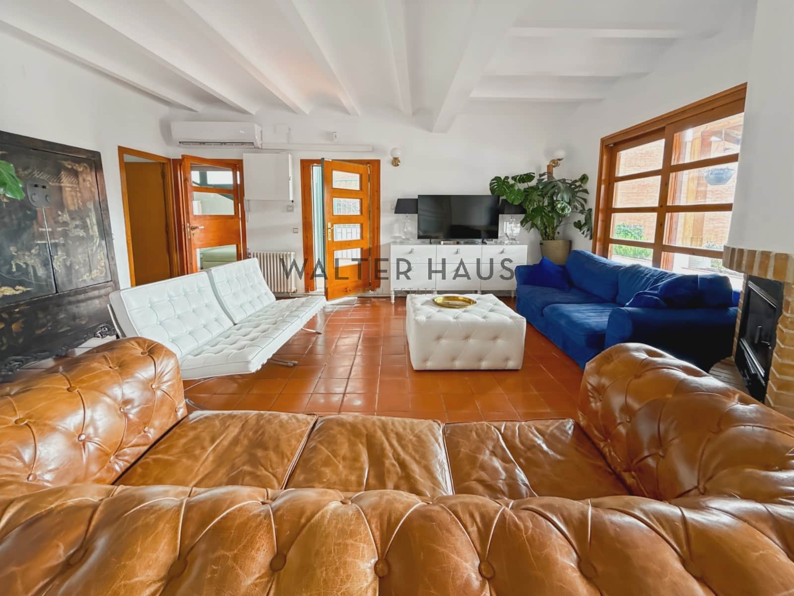 3 soveværelse Villa til leje i Barcelona by med swimmingpool - € 4.900 (Ref: 9263438)