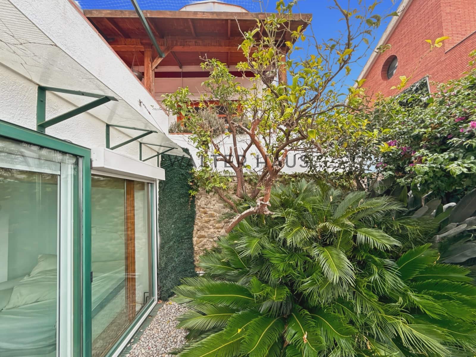 3 soveværelse Villa til leje i Barcelona by med swimmingpool - € 4.900 (Ref: 9263438)