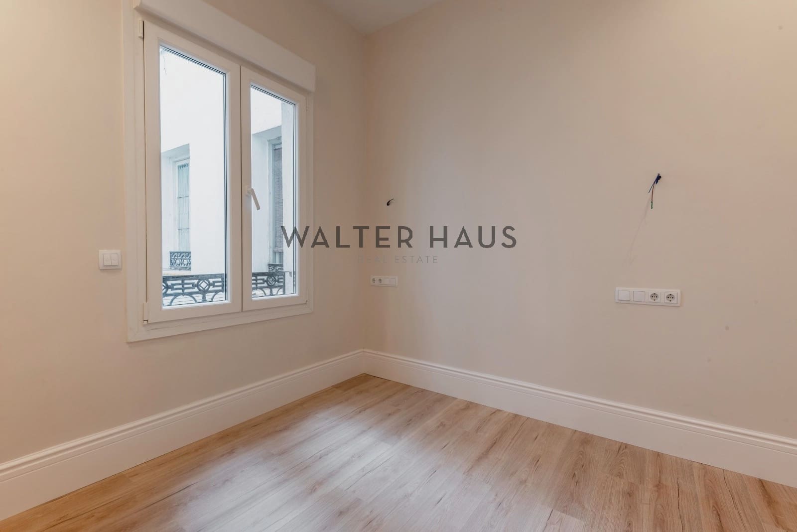 3 slaapkamer Flat te koop in Madrid stad - € 1.650.000 (Ref: 9266636)