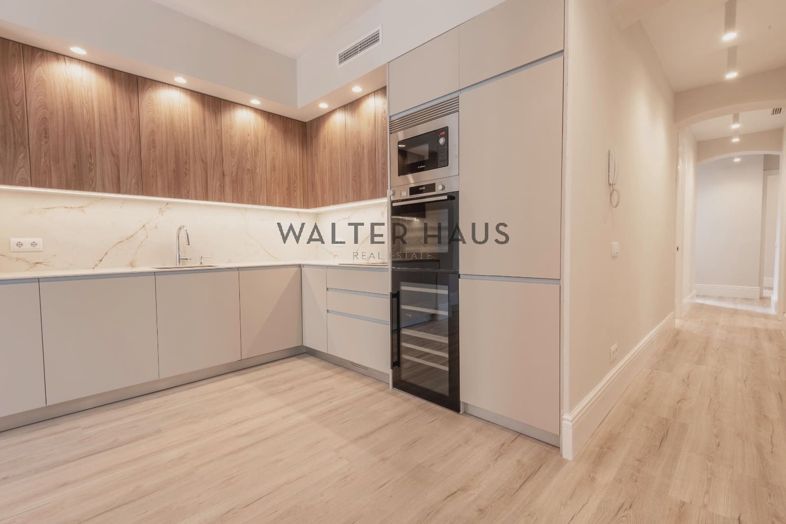 3 slaapkamer Flat te koop in Madrid stad - € 1.650.000 (Ref: 9266636)