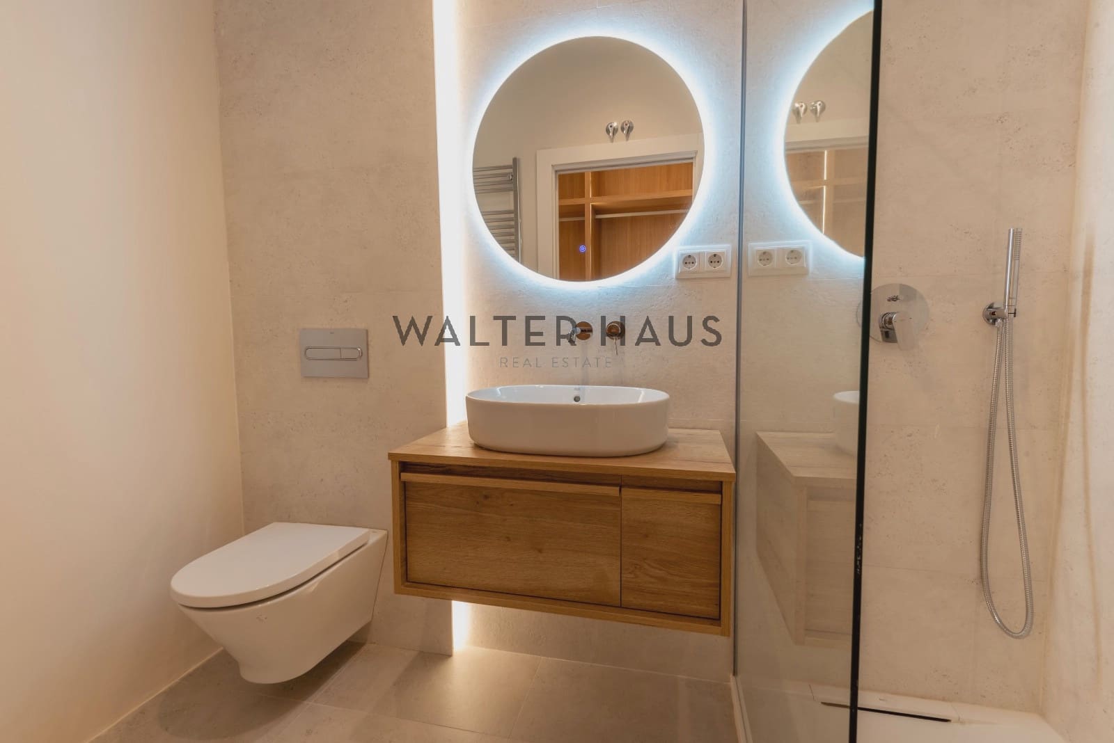 3 slaapkamer Flat te koop in Madrid stad - € 1.650.000 (Ref: 9266636)